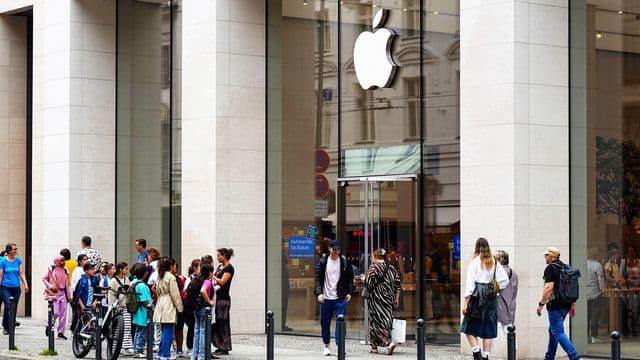 The AlphaFold Lie: Why AI Protein Folding Is Hiding the Real Scientific Power Grab - Image 6