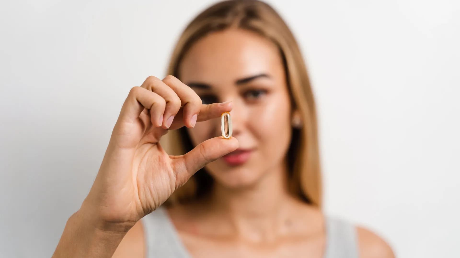 The Collagen Cult Collapse: Why Dermatologists Are Finally Admitting Your $50 Powder Is Snake Oil