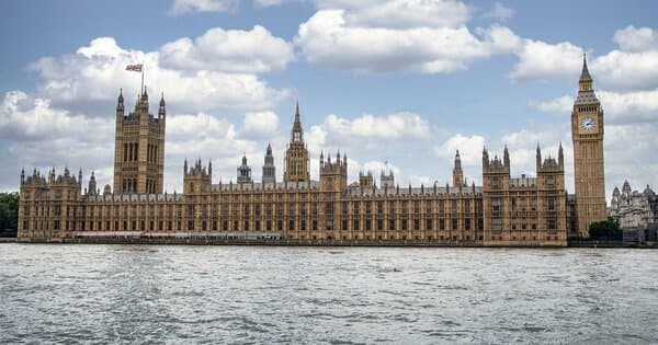 The Inquiry into Youth Mental Health is a Political Smoke Screen: Here’s Who Really Wins