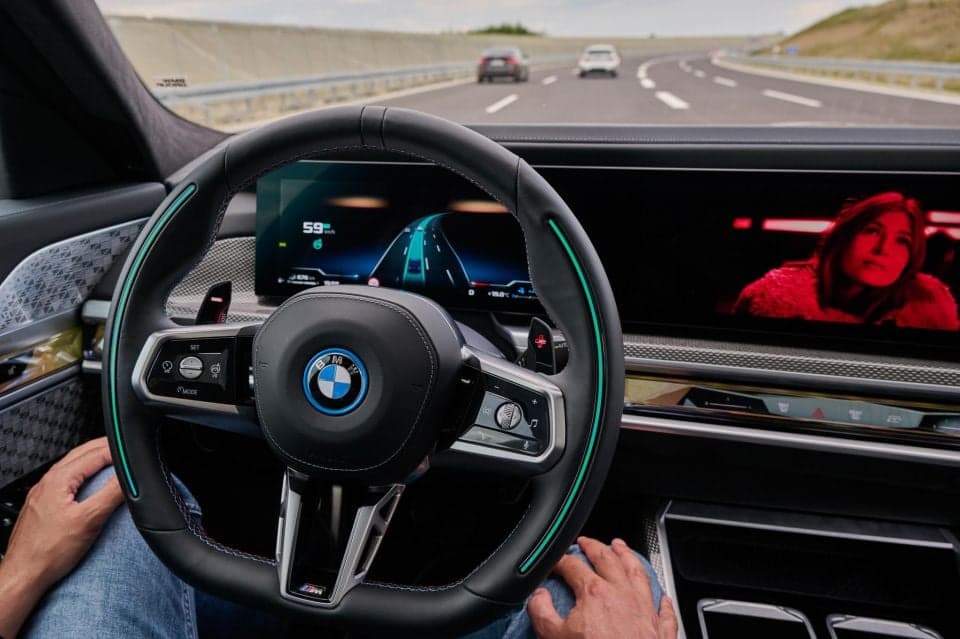 BMW's Slow Rollout of Self-Driving Isn't Caution—It's a Calculated Bet Against Google and Tesla - Image 3